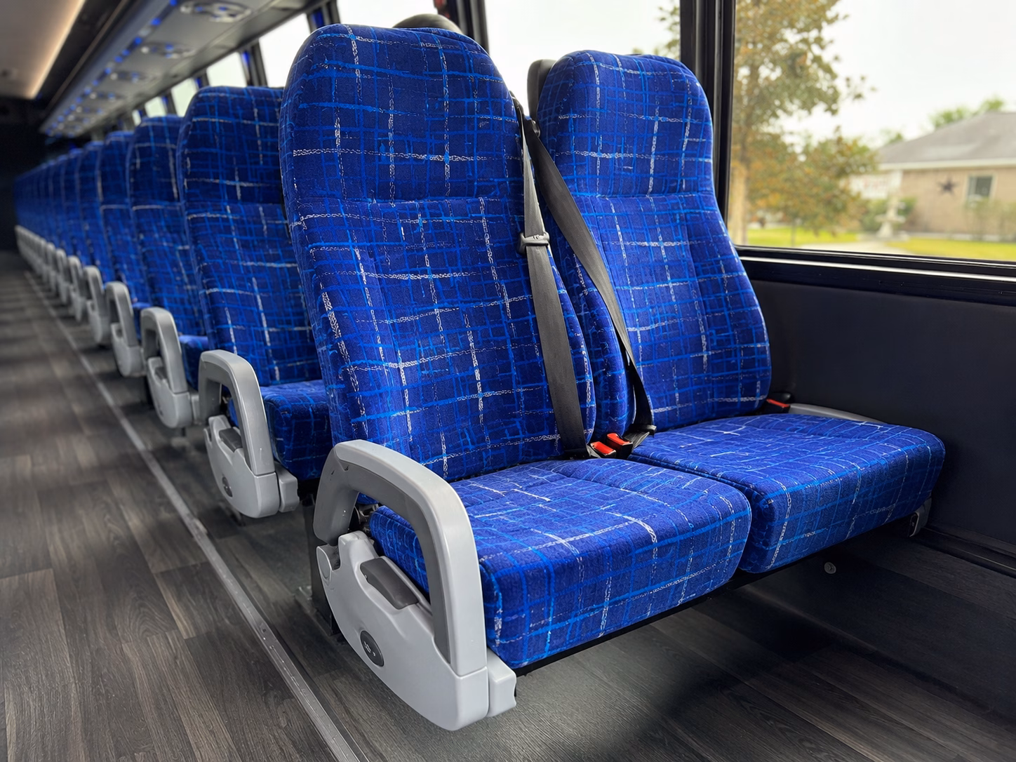 farmers branch charter buses for farmers branch students and chaperones
